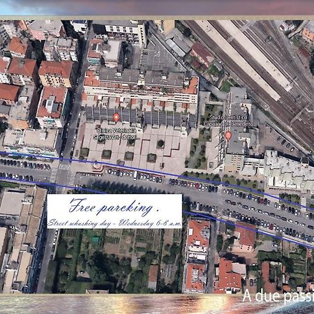 Апартаменты A Due Passi Dal Mare Сестри-Леванте Экстерьер фото